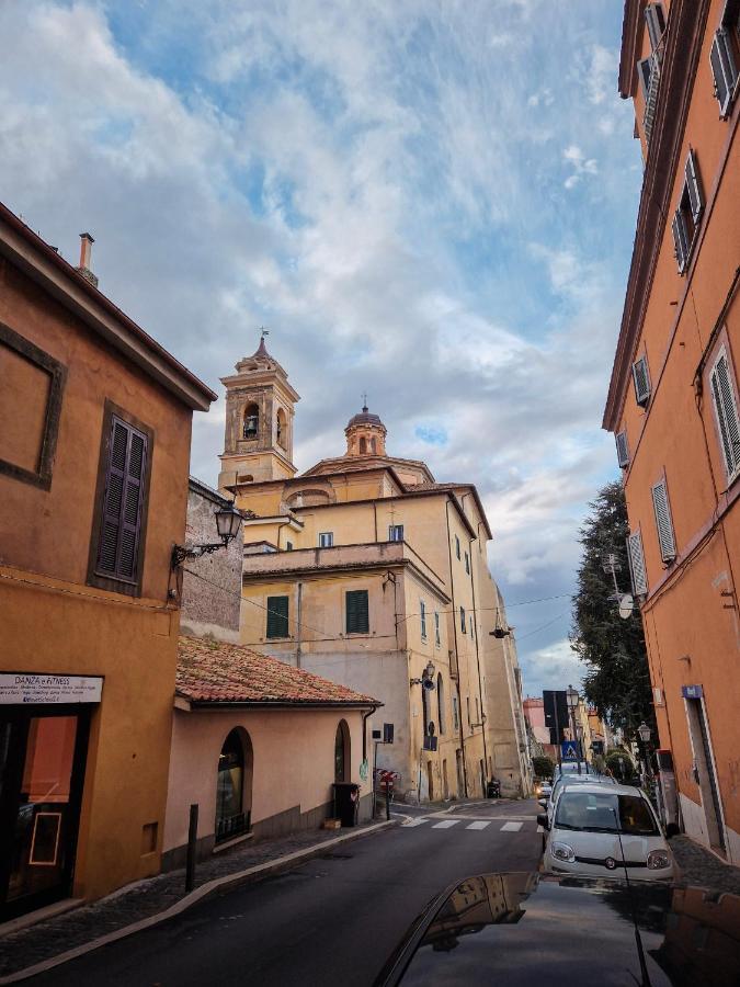 La Casa Dell'uva, *